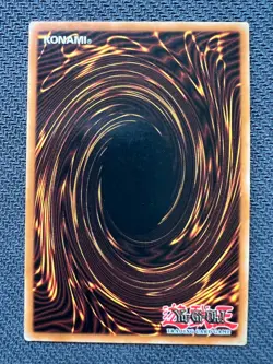 Yugioh Dark Magician Limited Edition Secret Rare FL1-EN002 LP/NM - Image 2