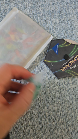 Disney Lorcana Whispers in Well Trove Contents: Lore Counter, Dice,Card Dividers - Image 2