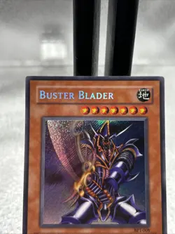 Yugioh Buster Blader BPT-008 2003 Collectors Tin Secret Rare LP - Image 3