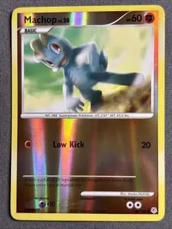 Pokemon TCG: Machop 86/130 (2007) Diamond & Pearl • Reverse Holo Card - Image 1