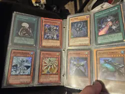 Yugioh Collection Vintage And Modern Binder 400 Cards, 90% Are Holos, All NM - Image 3