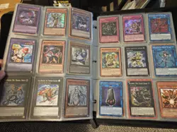 Yugioh Collection Vintage And Modern Binder 900+ Cards, Majority Holos, All NM - Image 4