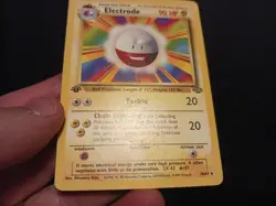 Pokemon ELECTRODE (Misprint/Error) Card JUNGLE Set 18/64 RARE 1st Edition MP - Image 4