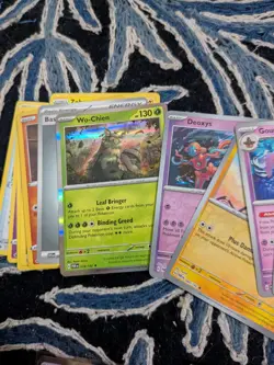 Small Lot of Pokemon Cards Secret Rares, Full Art, Gold, Radiant, Charizard EX - Image 2