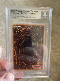 YUGIOH! BGS 4.5 2002 Blue-Eyes White Dragon SDK-001 Ultra Rare Unlimited - Image 2