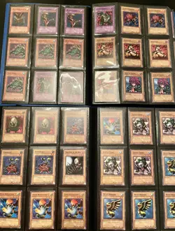 Yugioh Vintage 9 Foil/700 Card Binder Lot Dark Magician Blue-Eyes Toon DragonMRL - Image 5