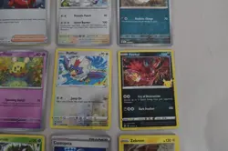 Pokemon Trading Card Lot of 100 "20 Holos" Various Sets (J4110G) - Image 4
