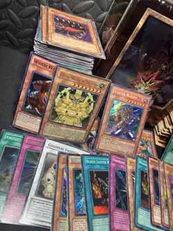 | Yugioh Buster Blader BPT-006 Vintage Tin Lot Foils, Rares, Commons NM-HP | - Image 2