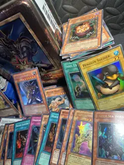 | Yugioh Buster Blader BPT-006 Vintage Tin Lot Foils, Rares, Commons NM-HP | - Image 5
