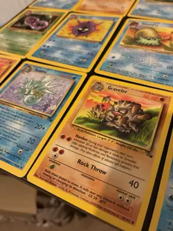 Vintage Fossil Pokemon Cards Bundle x 25 Good Condition 1999 WOTC - Image 3