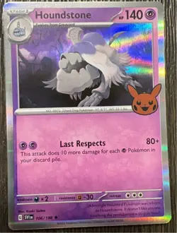 POKEMON Houndstone Trick Or Trade 2023 Stamped HOLO NM - Image 1