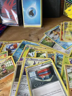 Pokemon TCG: Sword & Shield-Evolving Skies Elite Trainer Box Opened *read - Image 3