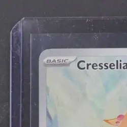 2024 POKEMON SHROUDED FABLE SFA EN #071/064 CRESSELIA ILLUSTRATION RARE - Image 3