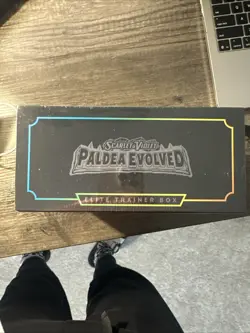 Pokemon TCG Scarlet & Violet Paldea Evolved ETB Elite Trainer Box, New Sealed - Image 2