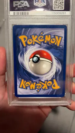 🐉Pokemon Fossil Dragonite 1st Edition Holo Rare #4 Vintage PSA 8!!🔥 - Image 2