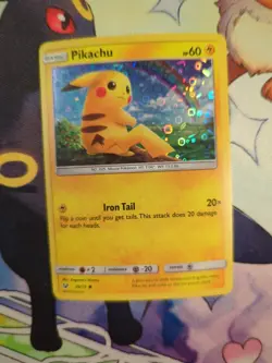 Pikachu 28/73 Sequin Holo General Mills Pokemon Card Shining Legends - Image 2