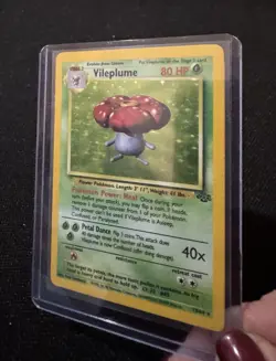 Vintage Pokemon Lot (4 cards) Rare WOTC, Holo Base Set, Jungle, Mew Promo - Image 4