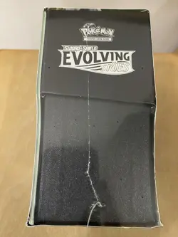 Pokemon TCG Evolving Skies Elite Trainer Box ETB Brand New/Factory Sealed - Image 5