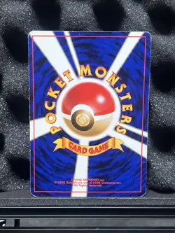 Pokemon TCG Moltres Holo Rare Swirl Japanese Gym Heroes No.146 - Image 2