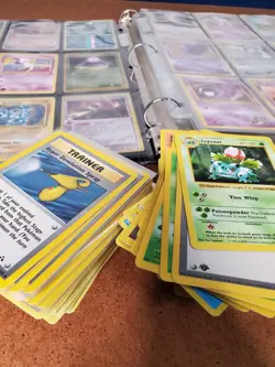 Huge Pokemon Binder Collection Lot of Vintage /Holos Gengar Lugia - Image 2