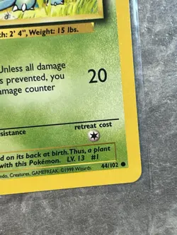 Bulbasaur 044/102 Pokemon Base Set Unlimited VINTAGE Non-Holo (Lightly Played) - Image 5