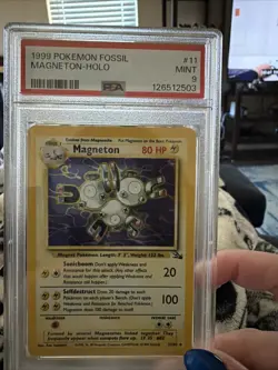 Pokemon TCG Magneton Fossil Holo Rare Card 11/62 - Image 1
