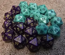 Lot of 21 Magic the Gathering Spindown Oversized D20 Dice 10 Eldraine 11 Theros - Image 3