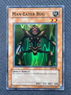 Yugioh Man-Eater Bug Unlimited Edition Super Rare LOB-108 LP - Image 1