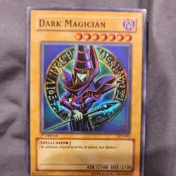 1996 Yu-Gi-Oh! Dark Magician Holo 1st Edition SYE-001 Super Rare Unlimited - Image 1