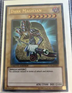 1996 Yu-Gi-Oh Dark Magician Holo 1st Edition YGLD-ENC09 YGLD-ENB02 LC01- EN005 - Image 4