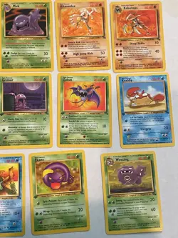 NM non holo rare FiRsT edition fossil Pokemon cards Articuno muk Kabutops - Image 5