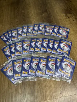 Lot of 30 Pokemon Legendary Birds Promo 2000 Wizards of the Coast Cards Sealed - Image 4