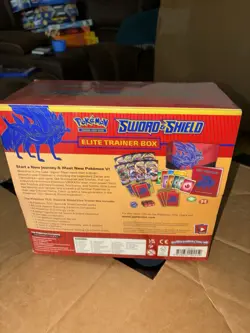 Pokemon Sword and Shield Base Set ETB Elite Trainer Box Zacian - Factory Sealed 820650104459 - Image 3