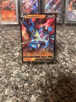 Lucario V 146/264 - Fusion Strike - Ultra Rare Pokemon Card - Near Mint (NM) - Image 1
