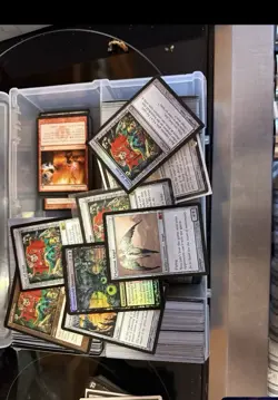 Magic: The Gathering Wizards Mixed Card Lot Platinum Angel Whispersilk Cloak - Image 1