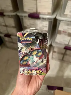 Pokemon Sword and Shield Vivid Voltage Booster Box - 135 Cards 820650827495 - Image 2