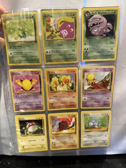 Pokemon Tcg - Rocket Set 2000 common Card collection - Image 1