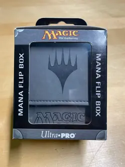Ultra Pro Magic The Gathering Planeswalker Flip Box, Grey - BRAND NEW! - Image 1