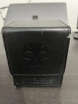 Magic The Gathering Black Swamp Deck Box - Image 1