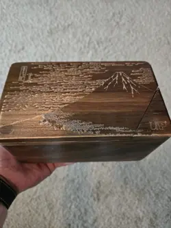 *Rare* Ultra Pro Deck Box - Hako Series Premium Wood Deck Box - Red Fuji - Image 1