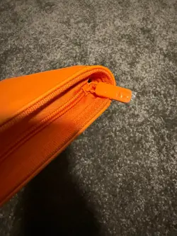 Vault X Neon Orange 9-Pocket Exo-Tec Zip Binder - 360 Cards - Image 2