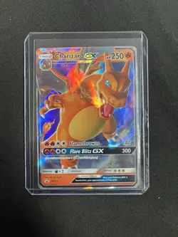 Pokemon Charizard GX #SM211 - Sun & Moon 2019 - Black Star Promo - NM - Image 1