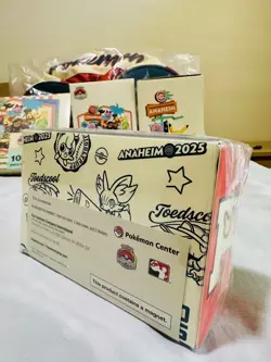 Pokemon WCS 2025 Pokemon Center Exclusive Varsity Pikachu Double Deckbox - Image 2