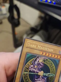 Dark Magician SDY-006 Starter Deck: Yugi 1st Edition - Image 3