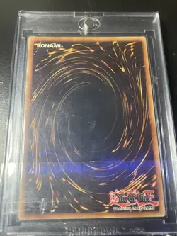 Konami Yu-Gi-Oh! Blue-Eyes Ultimate Dragon Fusion Card RP01-EN000 Retro Pack - Image 2