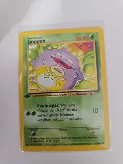 Pokemon TCG Koffing (Smogon) Base Set 51/102 1st Edition Common GERMAN - Image 1
