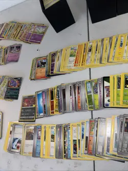 Massive Pokemon Lot Holo Reverse Holo 1500+ Cards Wow Collection - Image 4