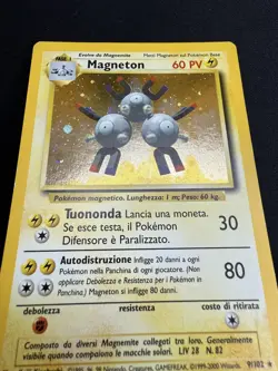 Pokemon Magneton 9/102 Set Base Rara Holo Unlimited Wizards ITA Carte Vintage - Image 4