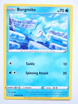 Bergmite 044//203 (NM, Pokemon Card, Evolving Skies, 2021, Water, Common) - Image 1