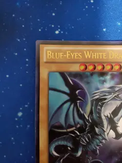 Yugioh Blue-Eyes White Dragon JUMP-EN068 Ultra Rare Limited Edition - Image 2